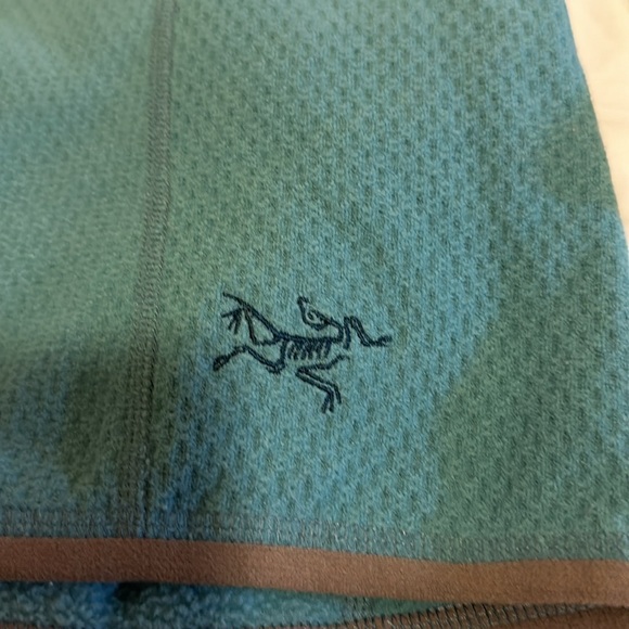 NWOT Arcteryx polyester 1/2 neck fleece - Picture 9 of 9